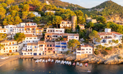 Les Plus Belles Plages de la Costa Brava: Un Guide pour les Amoureux de la Plage